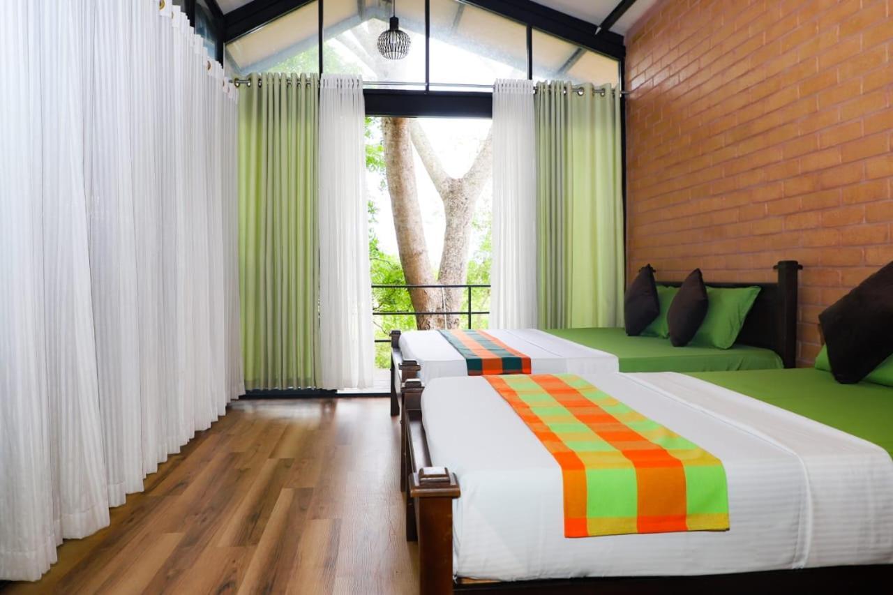 Life Of Leisure Wilpattu Villa Pahala Maragahawewa Exterior photo