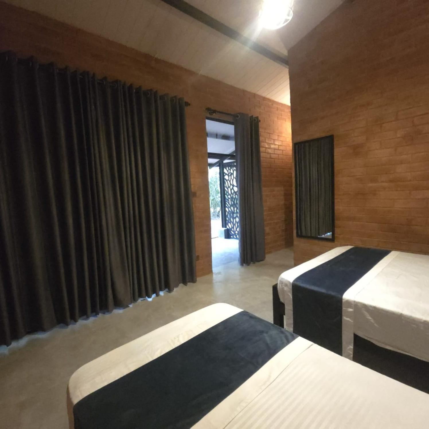 Life Of Leisure Wilpattu Villa Pahala Maragahawewa Exterior photo
